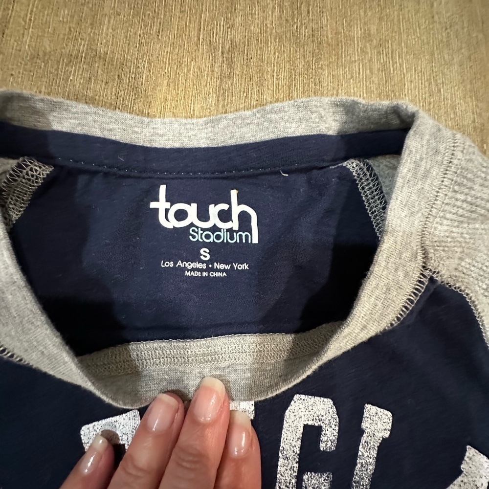 Touch stadium women’s small Patriots Navy and Gray Long Sleeve Tee - Picture 2 of 6